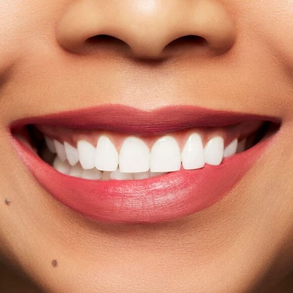 MAC Taste of MAC 5 Piece Lookbook Set with Pearl Clutch - Picture 9 of 14